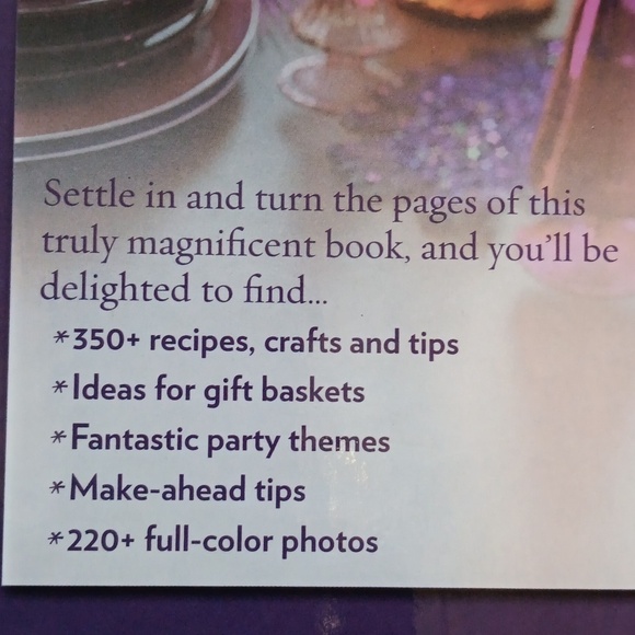 Christmas Recipe & Craft Hardcover Book, Taste Of Home, Gift & Decor Ideas - Picture 4 of 12